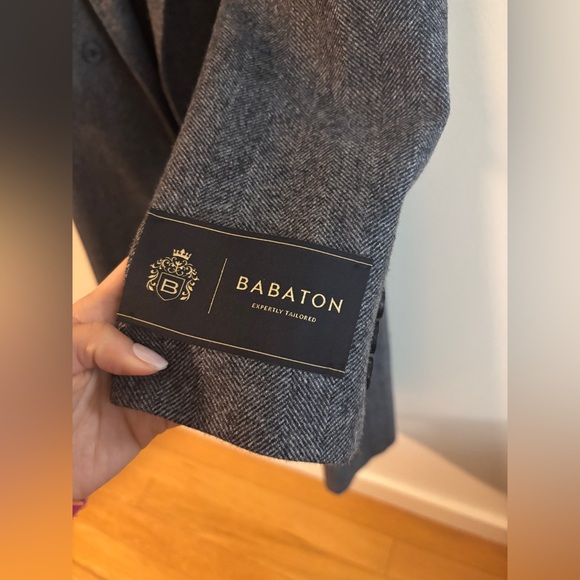 NWT Aritzia Babaton The Constant Coat -- Herringbone Black/White 2XS - Picture 8 of 10